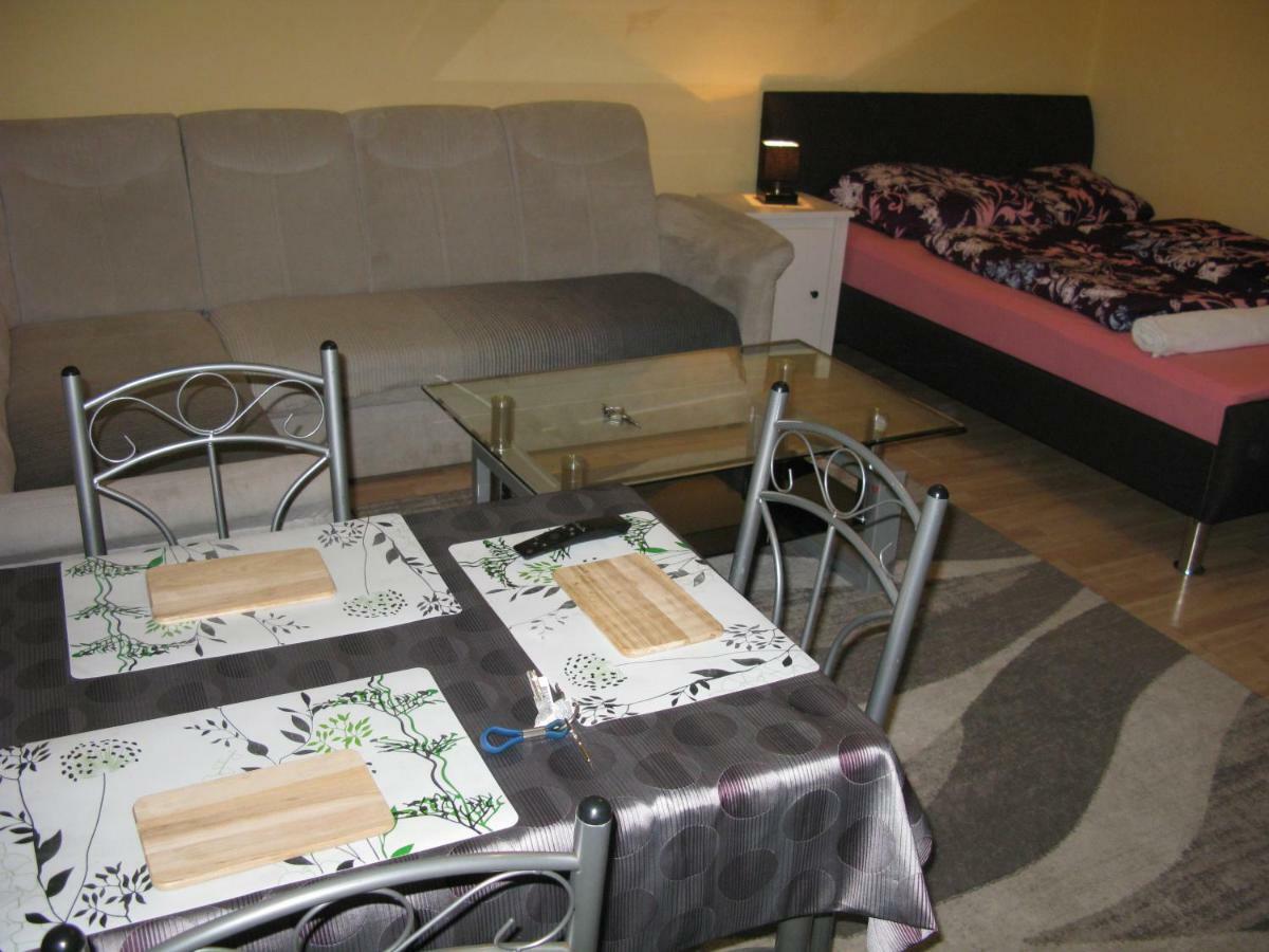 Comfortable Homly Apartment Offenbach am Main Exteriör bild
